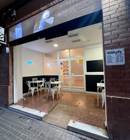 🔑 INVERSIÓN EN LOCAL COMERCIAL CON LICENCIA DE RESTAURANTE EN VALENCIA.