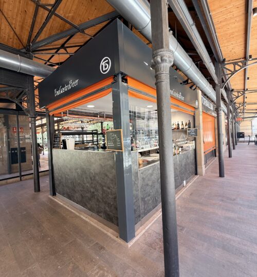 🧀 Traspaso de parada gastronómica italiana en mercado – Valencia (Grau)